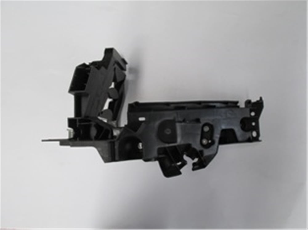 YEDEK PARÇAAudı Q5- 10/12 Far Alt Bağlantı Braketi Köşe Sağ Plastik 8R0805608MEYDAN1351-2347