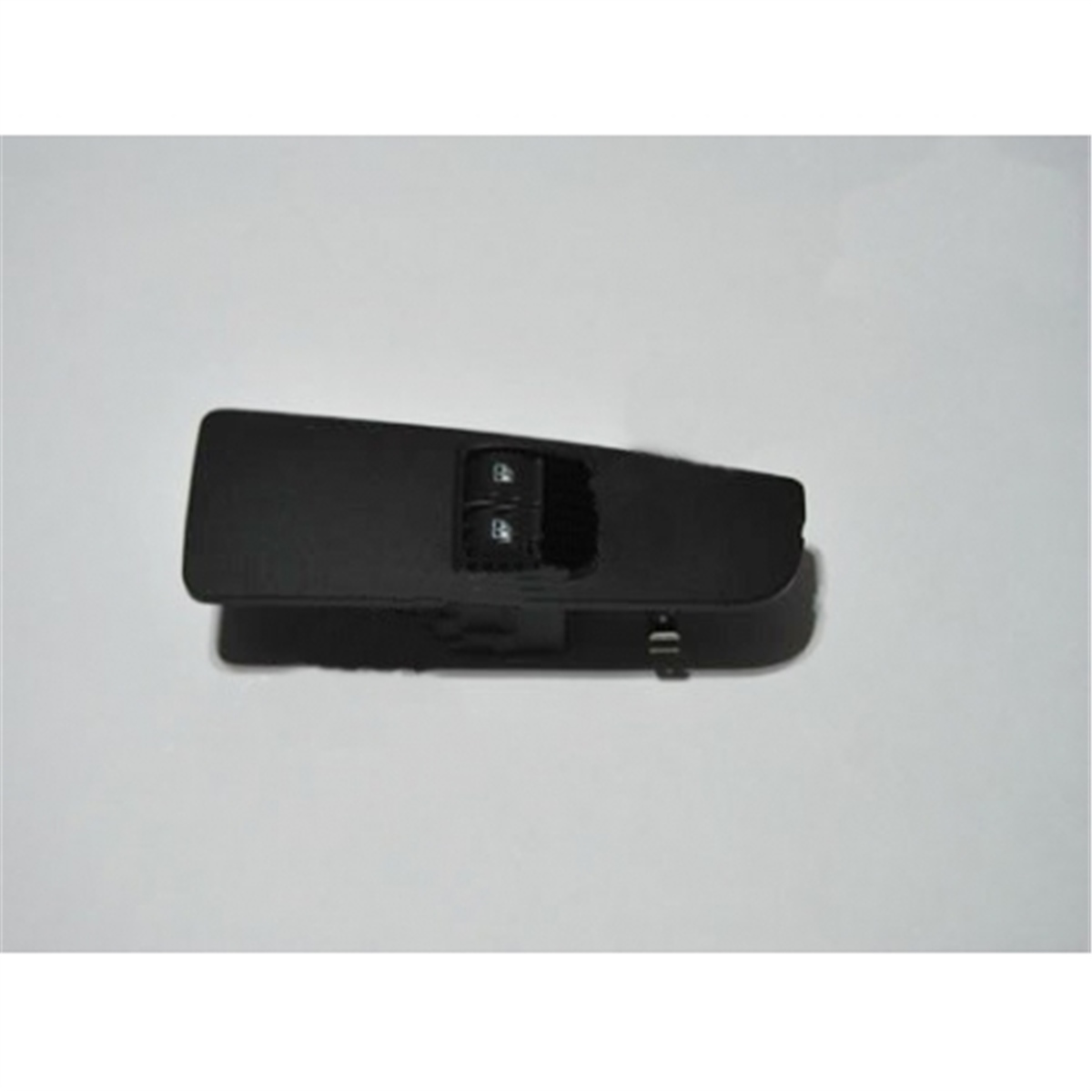 YEDEK PARÇACAM AÇMA DÜĞMESİ SOL ÇİFTLİ LİNEAMOTORTECMOT-ELT0257
