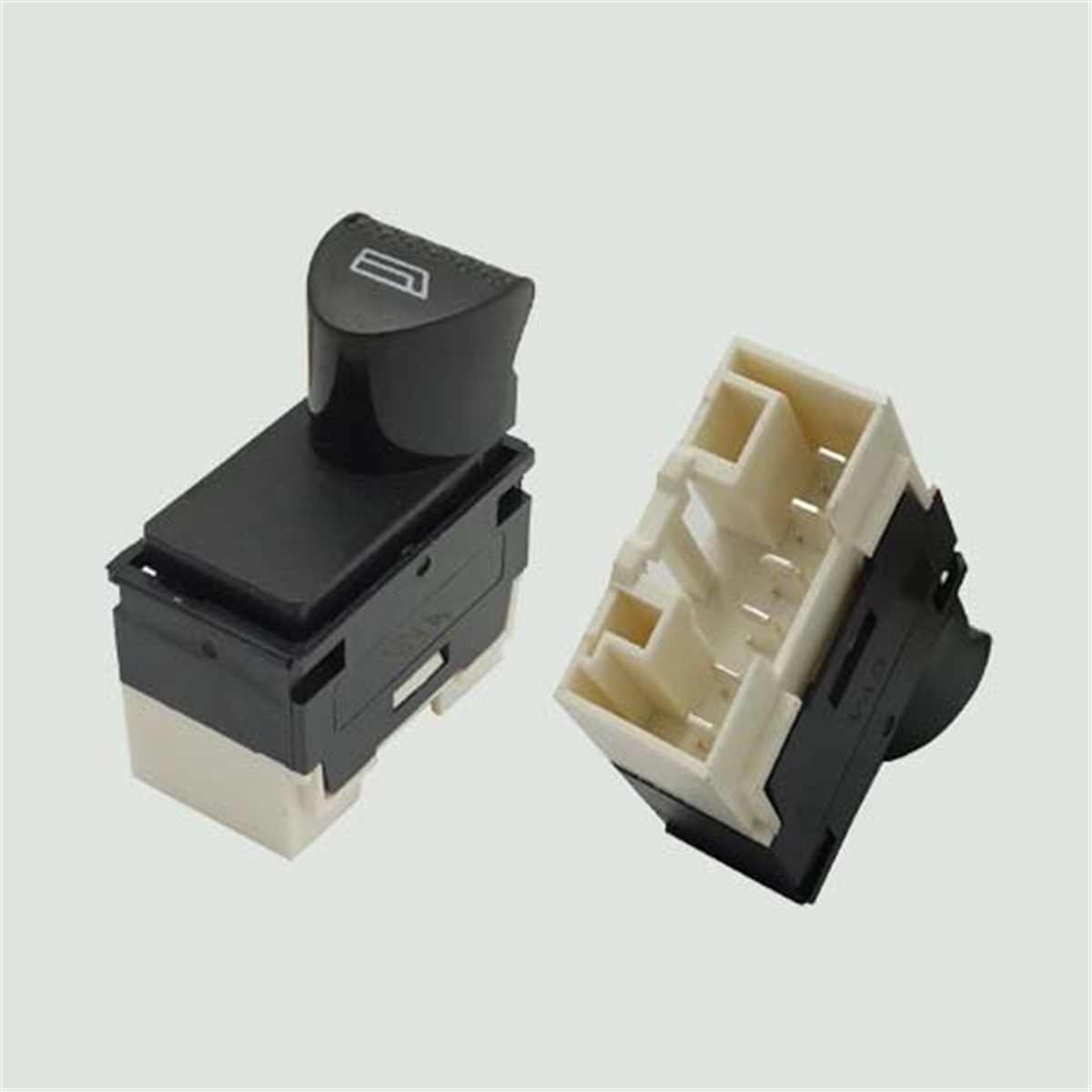 YEDEK PARÇACAM AÇMA DÜĞMESİ SOL TEKLİ BEYAZ ALBEAMOTORTECMOT-ELT0234