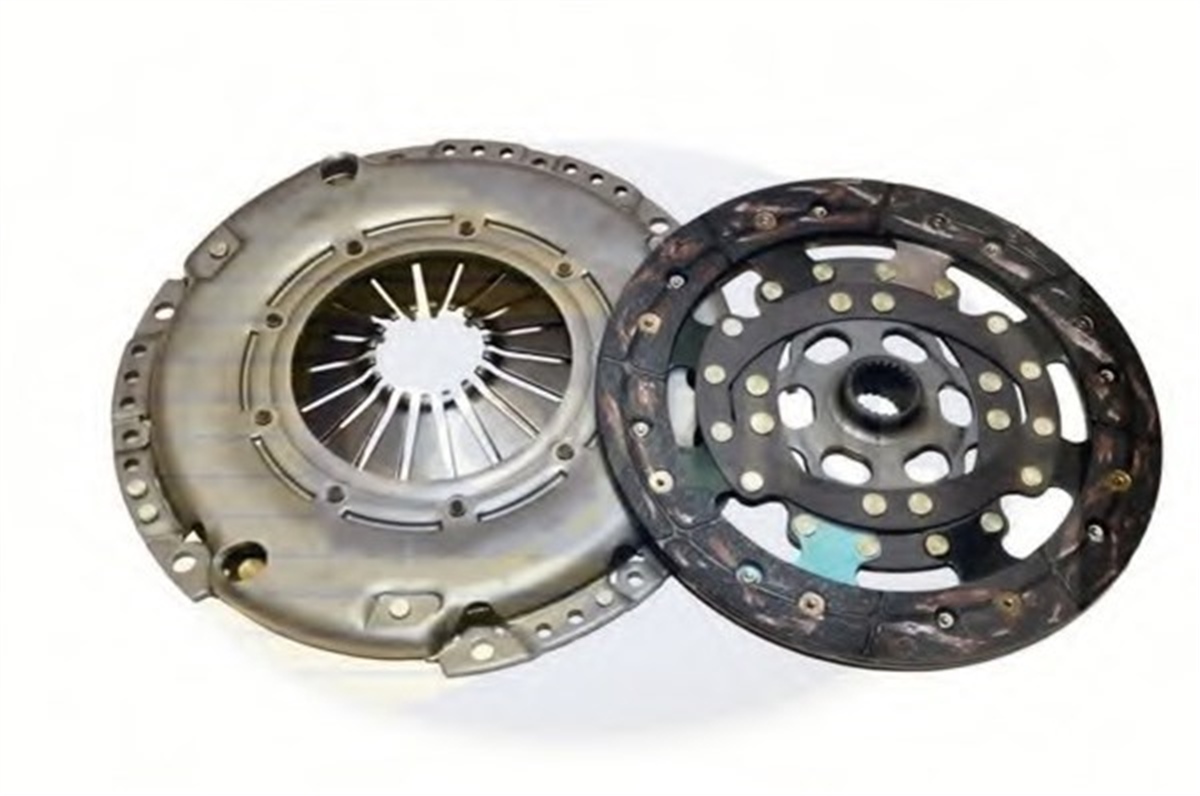 YEDEK PARÇADEBRIYAJ SETİ CMAX 2.0 07 FOCUS II 2.0 04 VOLVO S40 II 1.8 SACHS 3000951022SACHSSACHS 3000951022