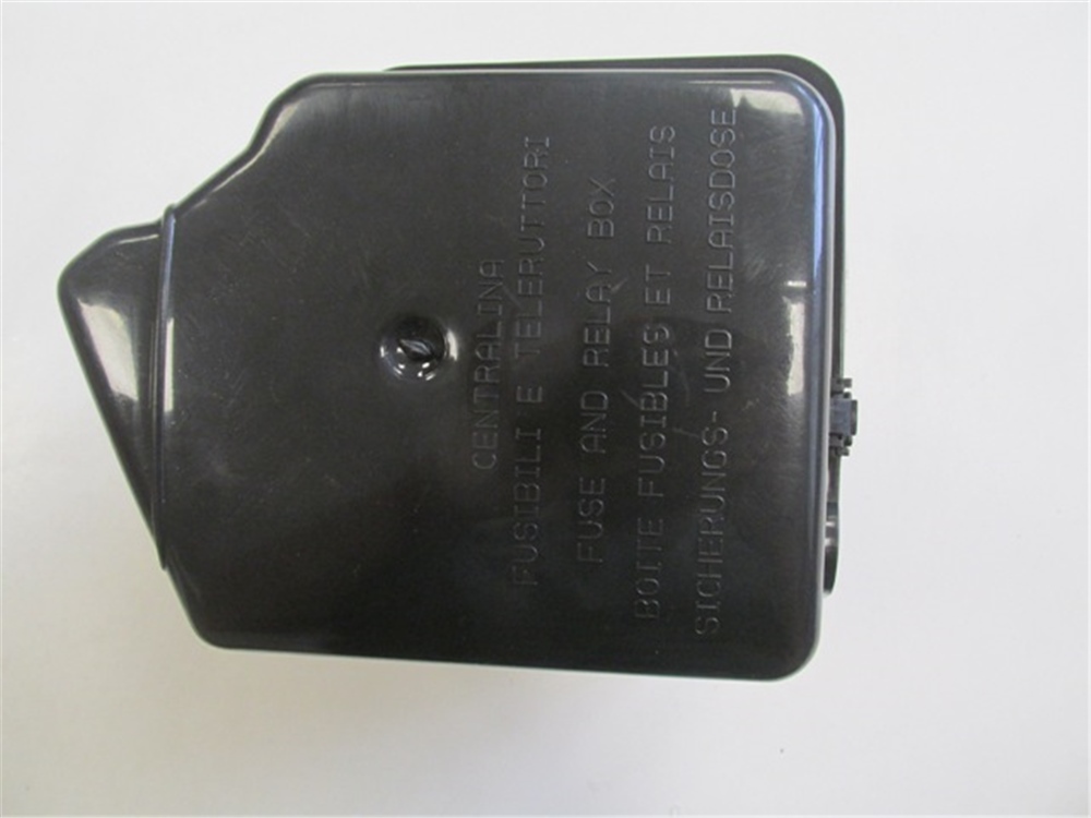 YEDEK PARÇAFıat Doblo- 01/05 Sigorta Kutusu Alt/Üst Takım 46789257MEYDAN1870-1921