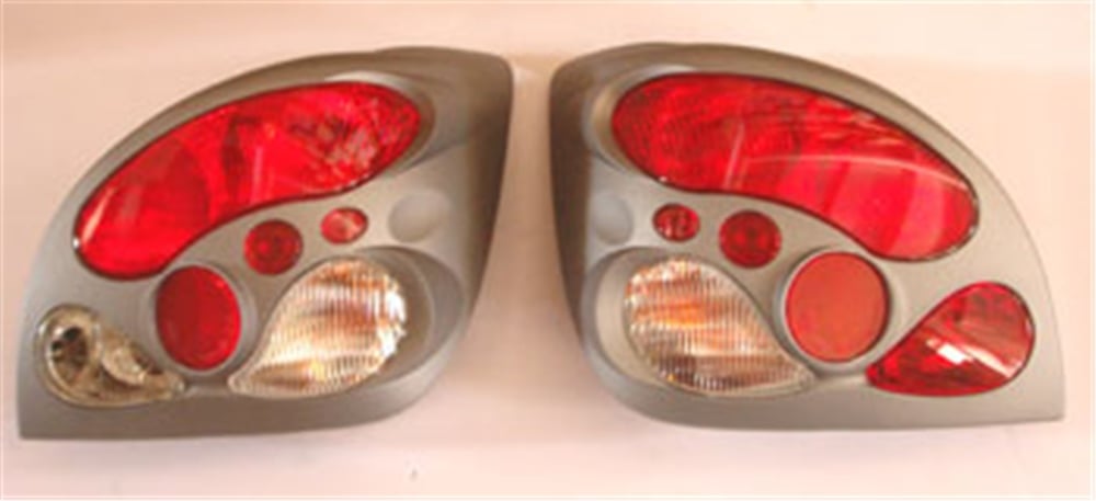 YEDEK PARÇAFord Fıesta- 00/02 Modifiye Stop Lambası Sağ/Sol Set 2 Parça Gri/Kırmızı/Beyaz -MEYDAN805-1530