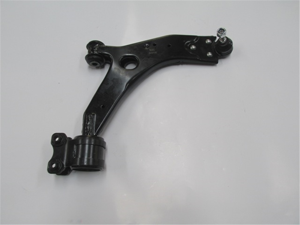 YEDEK PARÇAFord Focus- Sd/Hb- 05/07 Ön Alt Tabla Sağ (Burçlu/Rotilli/Takozlu) (21Mm) (Salıncak) 6M5Y3A423AcMEYDAN828-6103