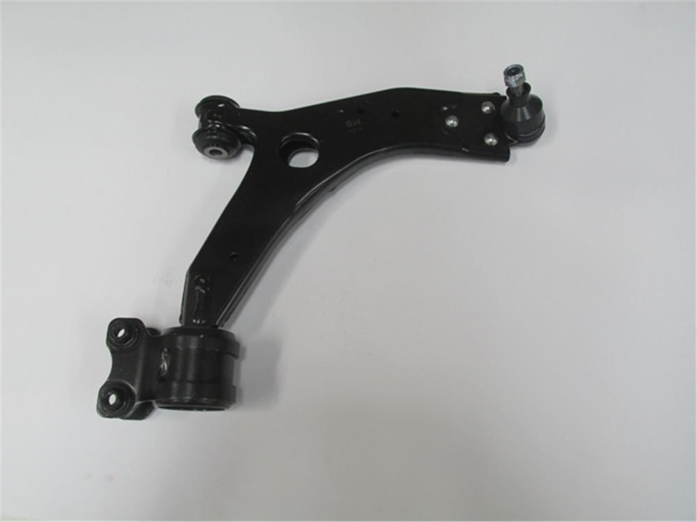 YEDEK PARÇAFord Focus- Sd/Hb- 08/11 Ön Alt Tabla Sağ (Burçlu/Rotilli/Takozlu) (18Mm) (Salıncak) 1328380MEYDAN829-6101