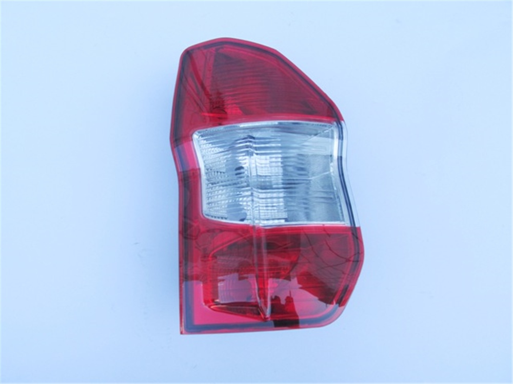 YEDEK PARÇAFord Tourneo Courıer- 18/21 Stop Lambası Sol Kırmızı/Beyaz 1841017MEYDAN891-1502