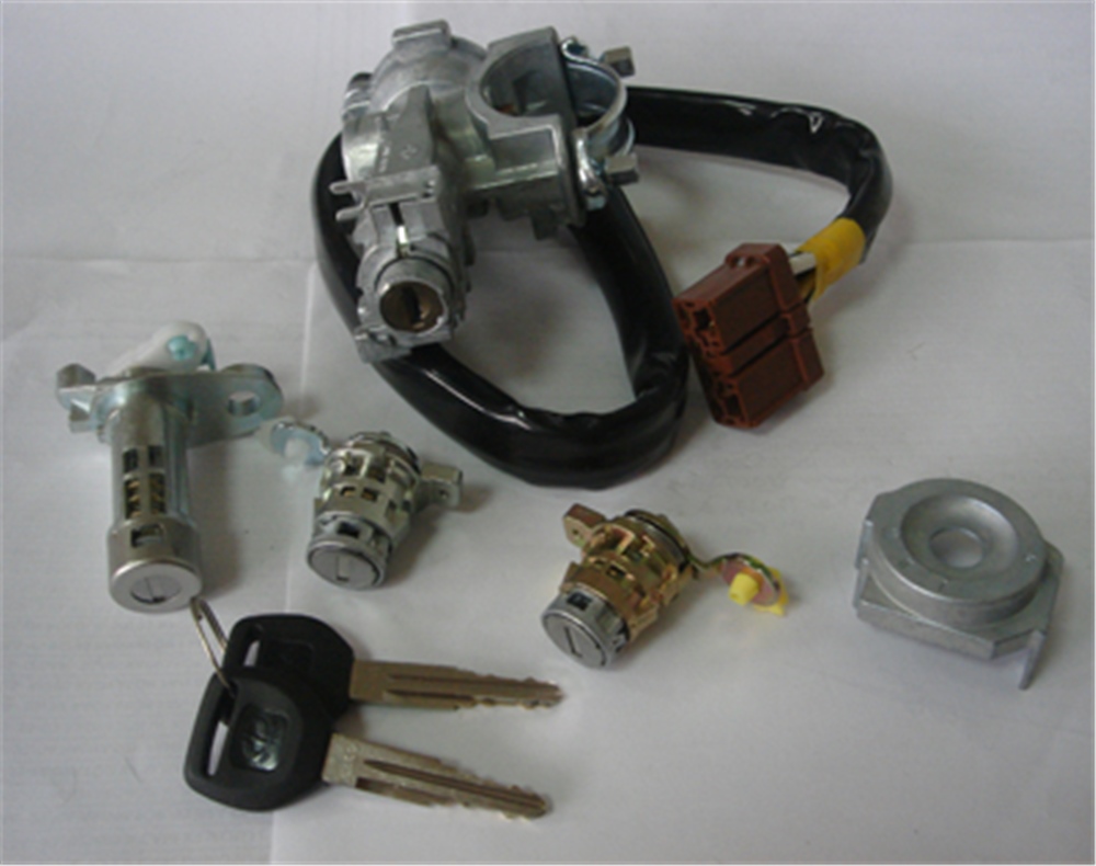YEDEK PARÇAHonda Accord- 99/00 Kontak Kilit Seti (3Lü) (Kontak/Kapı/Bagaj) (Termikli) 35010-S84-A00MEYDAN395-1907