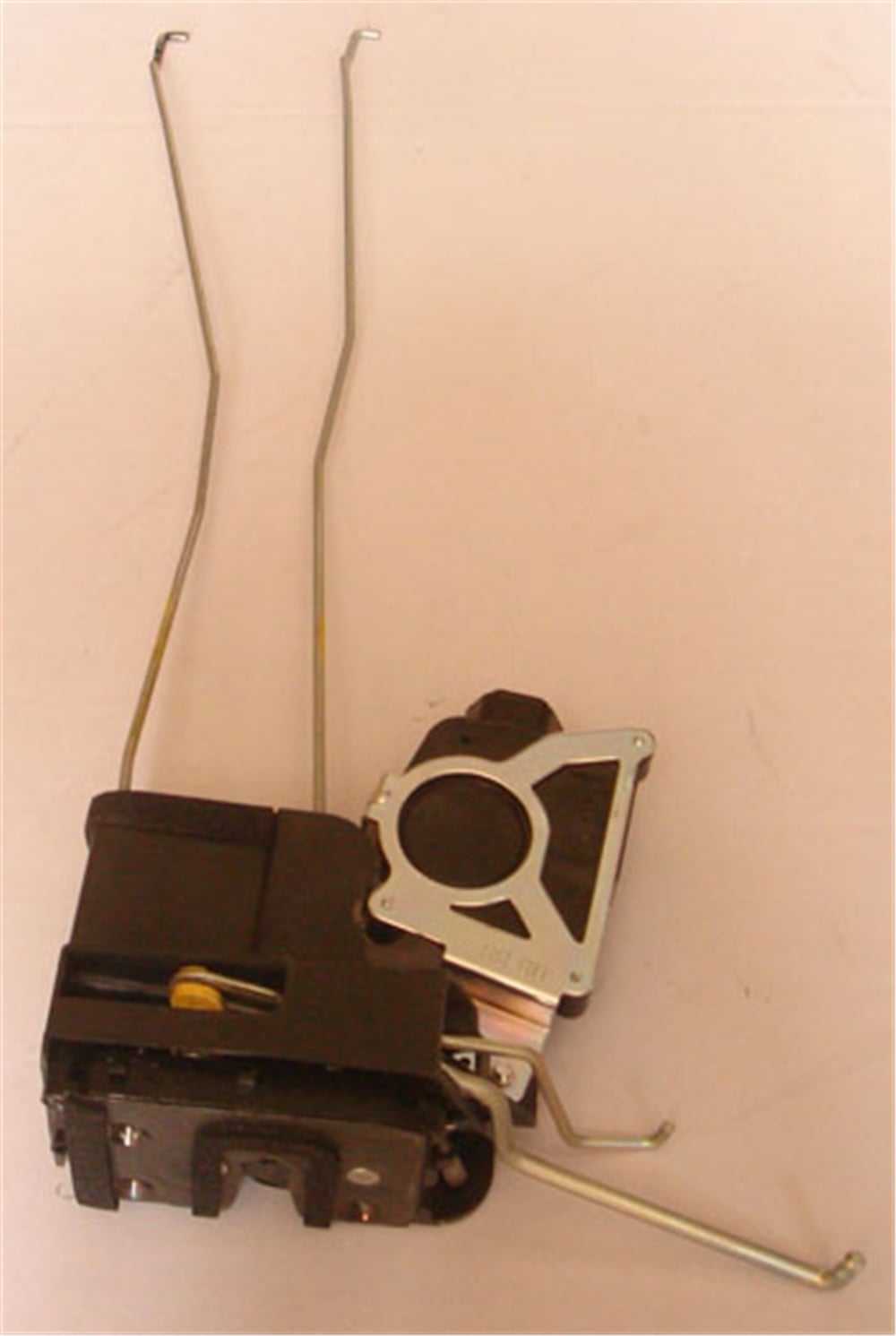 YEDEK PARÇAHyundaı Porter Kamyonet- 06/21 Ön Kapı Kilidi Sol Merkezi Kilidiyle Birlikte Elektrikli 81310-4F020MEYDAN623-2244