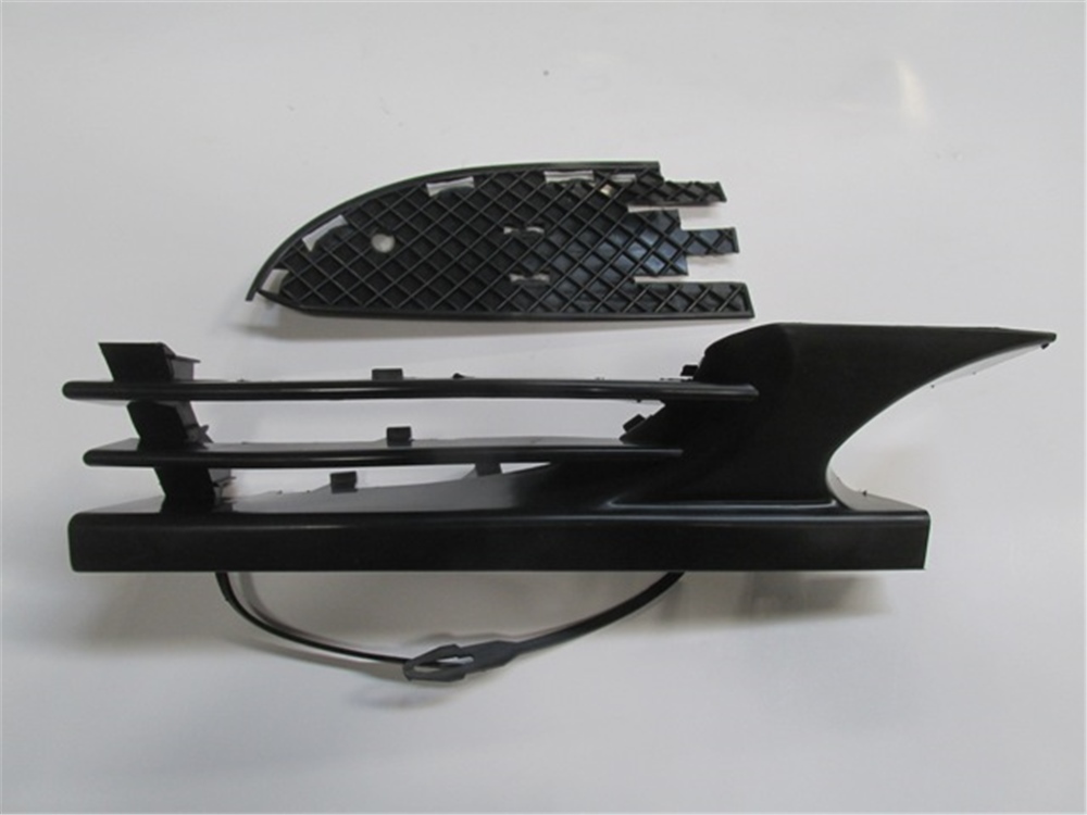 YEDEK PARÇAMercedes C Class- W202- 97/99 Ön Tampon Çeki Demiri Kapağı Sol Siyah 2028800505MEYDAN2141-2066A