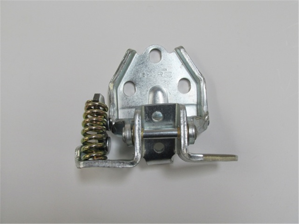 YEDEK PARÇAMıtsubıshı Canter- Fe515- 98/06 Ön Kapı Alt Menteşesi Sağ Mc145726MEYDAN169-2257