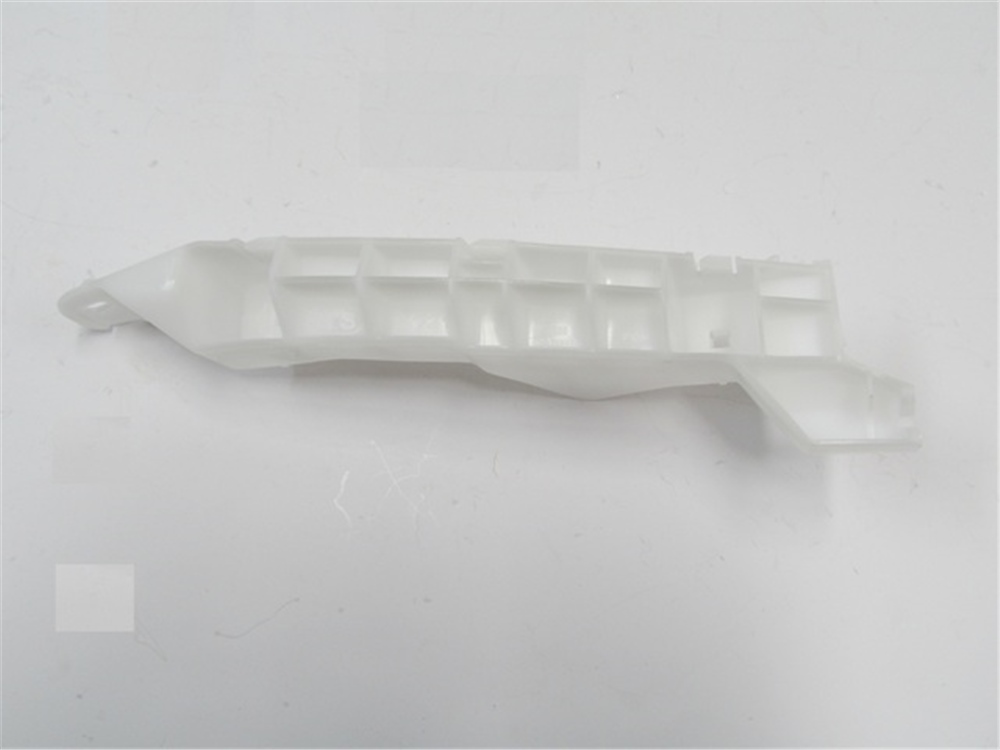YEDEK PARÇAMıtsubıshı L200- Pıck Up- 10/13 Ön Tampon Braketi Sağ (Büyük Tip) Mn146320MEYDAN140-2023