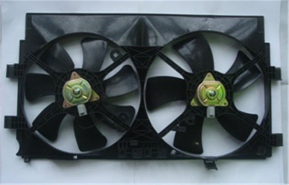 YEDEK PARÇAMıtsubıshı Outlander- 08/09 Radyatör Ve Klima Fan Davlumbazı Komple (5+7Kanat) 1355A087MEYDAN176-4813