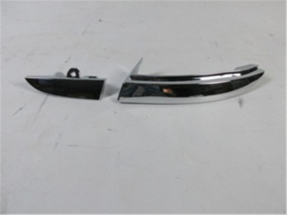 YEDEK PARÇARenault Clıo- Hb- 16/20 Stop Alt Çıtası Sağ Nikelajlı İç/Dış Set 848627437RMEYDAN1439-2611A