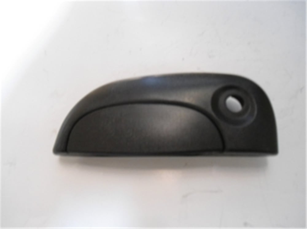 YEDEK PARÇARenault Kangoo- Classıc- 03/12 Ön Kapı Dış Açma Kolu Sağ Siyah Anahtar Delikli 8200107368MEYDAN1477-3021