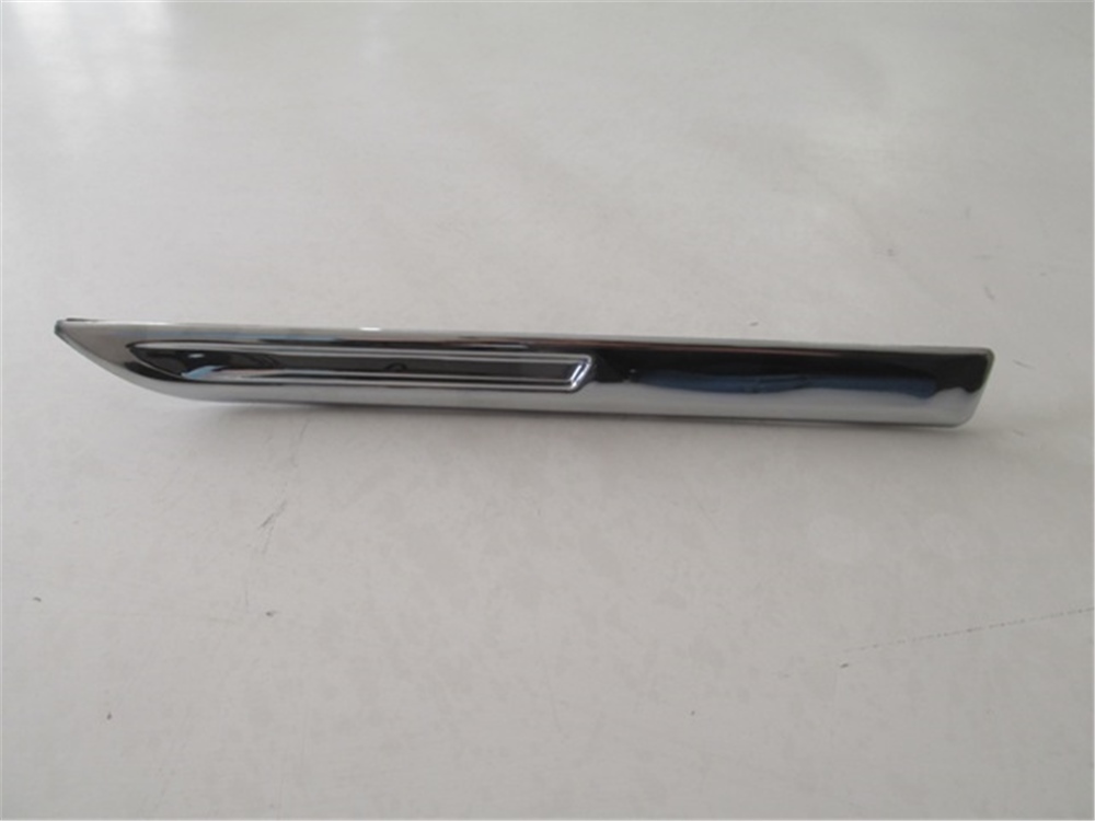 YEDEK PARÇARenault Megane- Iv- Sd- 21-> Ön Çamurluk Çıtası Nikelajlı Sol 990430979RMEYDAN1453-2142A
