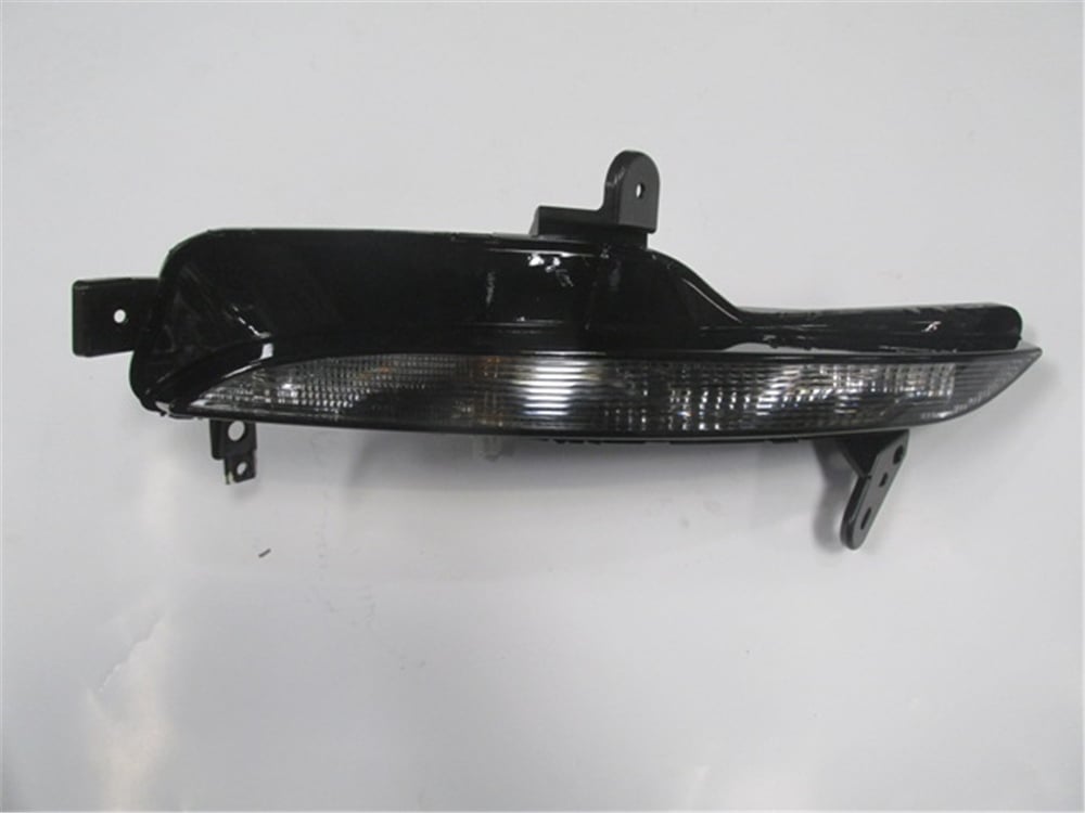 YEDEK PARÇARenault Megane- Iv- Sd/Hb- 16/20 Tampon Sinyali Sağ (Siyah) 261306376RMEYDAN1449-1131