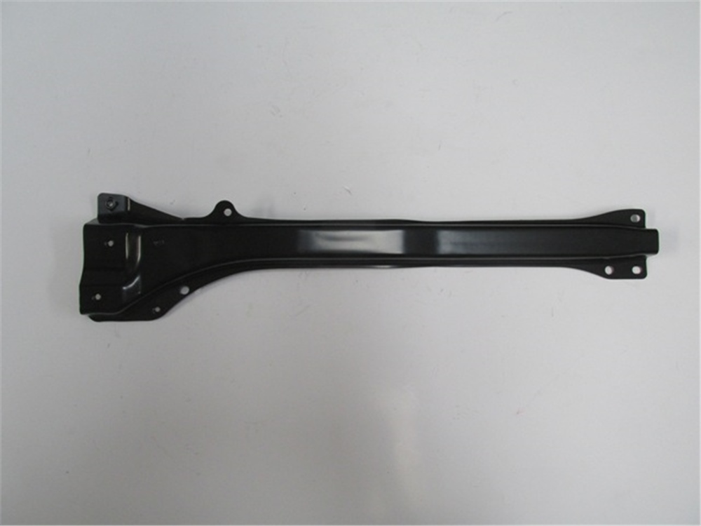YEDEK PARÇASuzukı Swıft- 05/11 Ön Panel Orta Parça 58241-62J00MEYDAN543-2370A
