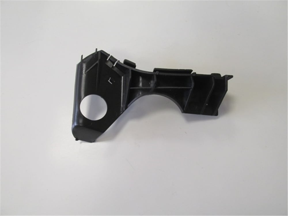 YEDEK PARÇAToyota Corolla- Zze121- 02/06 Ön Tampon Braketi Sol Plastik 52116-02050MEYDAN199-2032