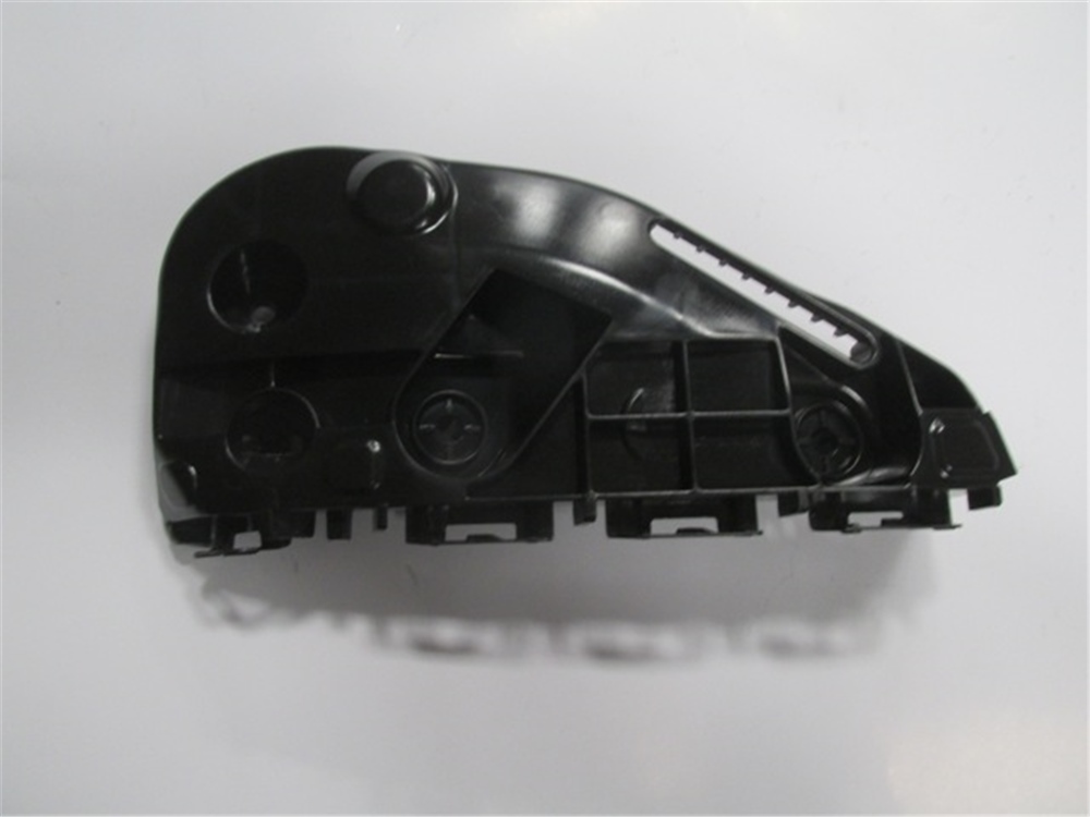 YEDEK PARÇAToyota Hılux- Pıck Up- 15/19 Ön Tampon Braketi Sağ Plastik 52115-0K180MEYDAN230-2023A