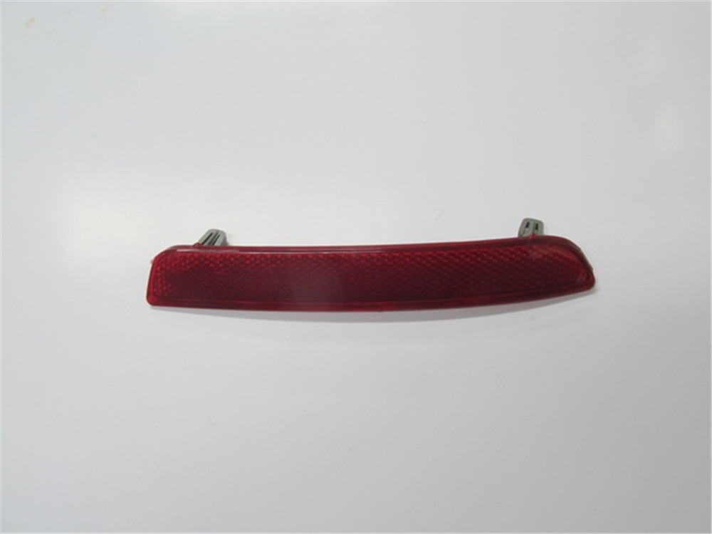 YEDEK PARÇAVolkswagen Jetta- 5- 06/10 Arka Tampon Reflektörü Sol Kırmızı 1K5945105MEYDAN1003-1602