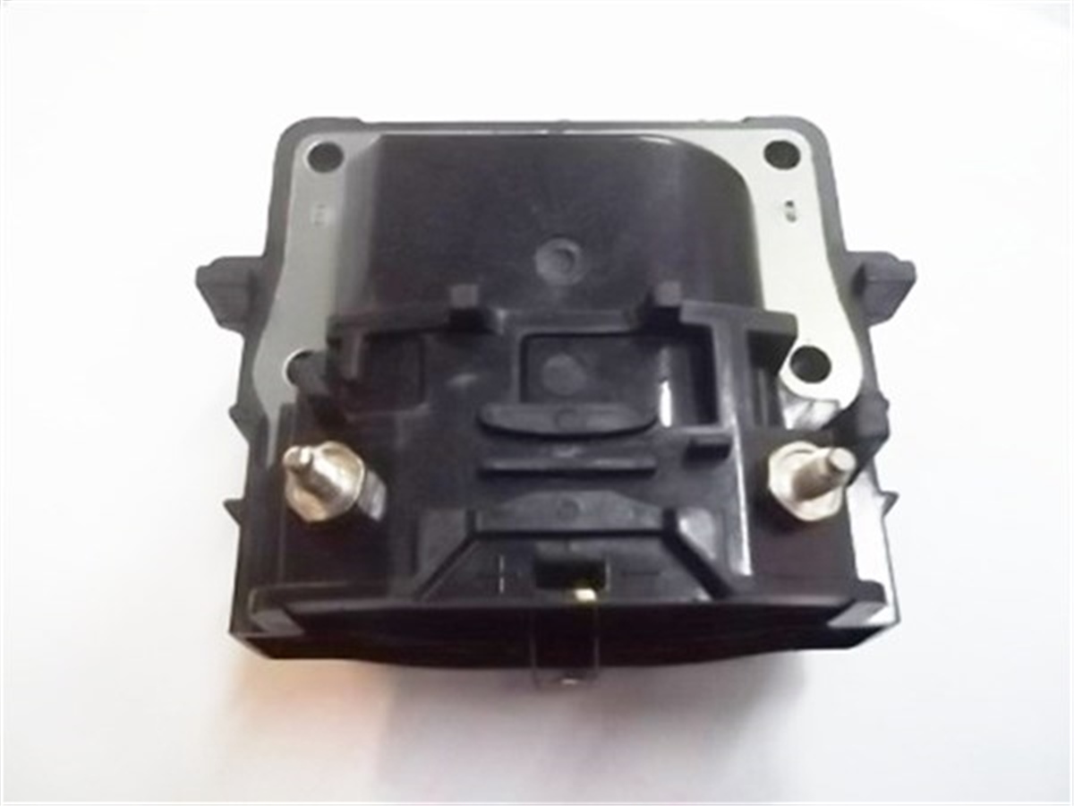 AVENSISATEŞLEME BOBİNİ COROLLA 1.3-1.6 87-92 AVENSIS 1.6 1997-2000 CARINA CAMRY CELICA HIACE UNUVAR 155071-2UNUVARUNUVAR 155071-2