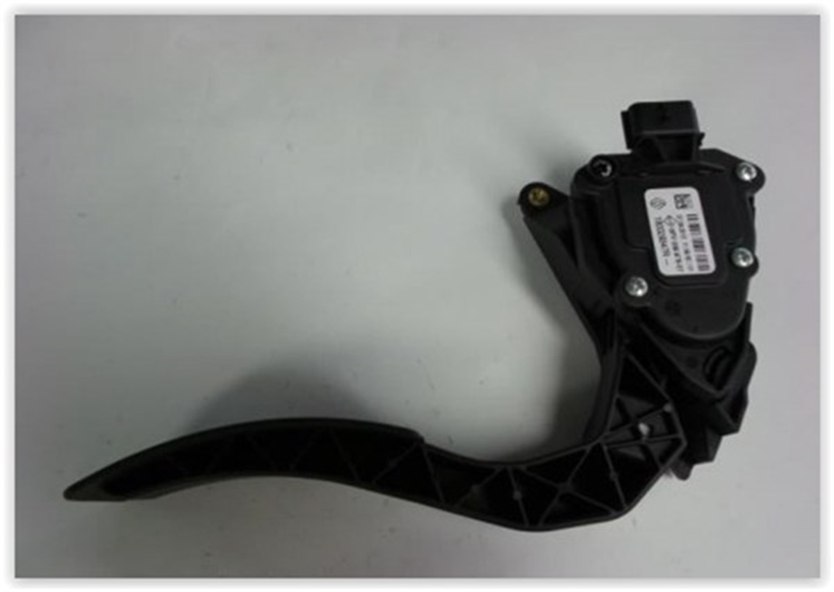 CLIOGAZ PEDALI CLIO IV OEK 180029347ROEKOEK 180029347R