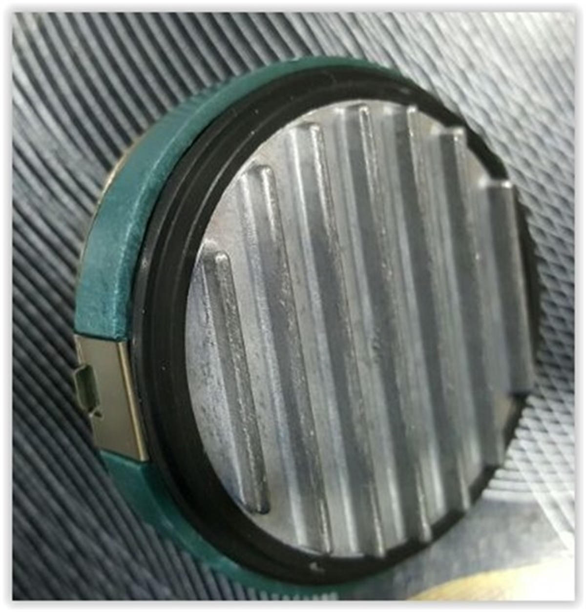 CLIOMANİFOLD ISI MÜŞÜRÜ CLIO-MEGANE OEK 7700864764OEKOEK 7700864764