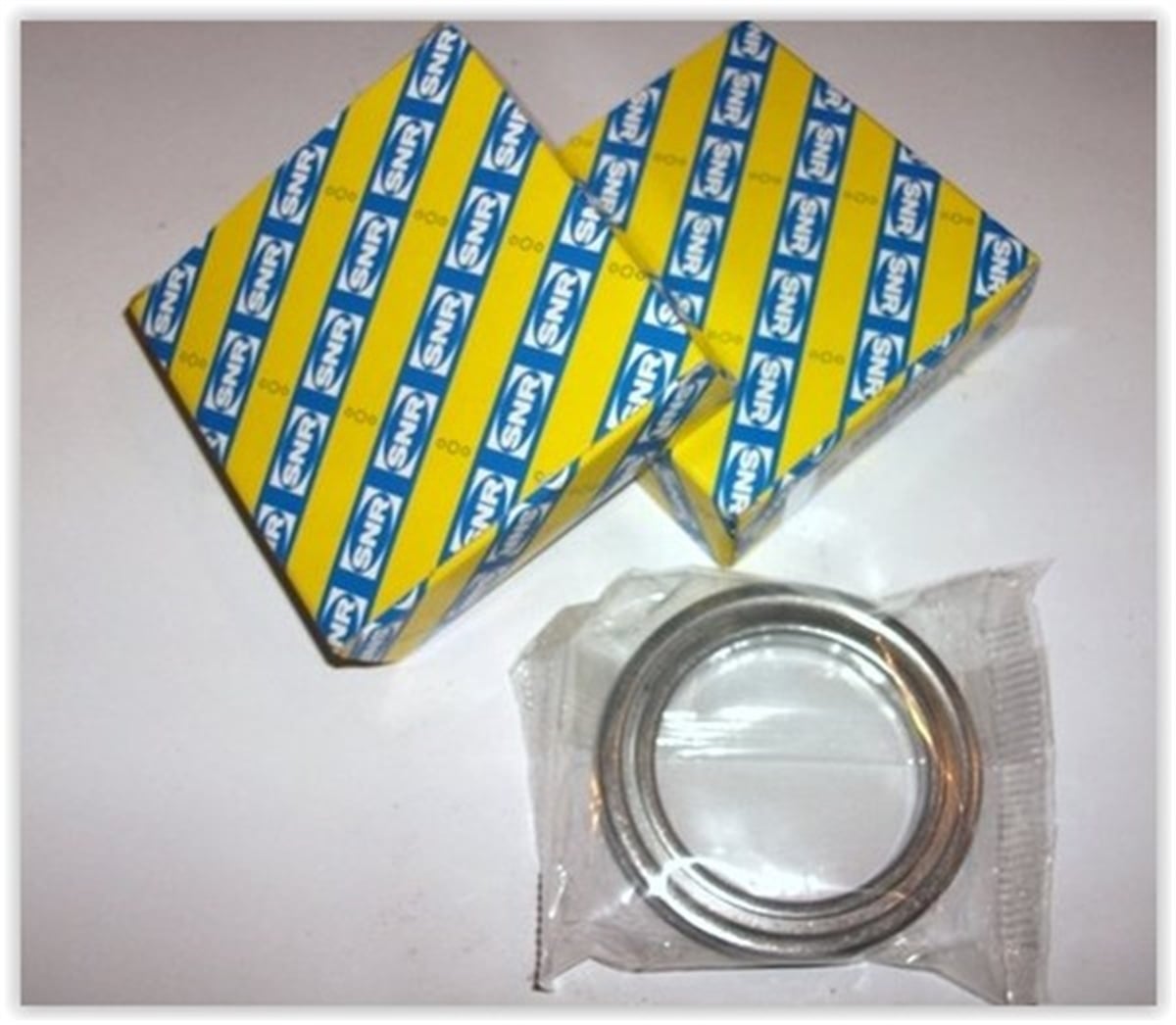 DUCATOAMORTİSÖR TABLA RULMANI JUMPER-DUCATO-BOXER 1.9-2.0-2.5D 94-02 KEÇELİ SNR M259.05SNRSNR M259.05