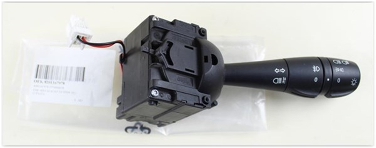 DUSTERFAR SİNYAL KOLU DUSTER 10 LODGY-LOGAN II-SANDERO I-II ARKA SİS LAMBASİ İLE OEK 8201167978OEKOEK 8201167978