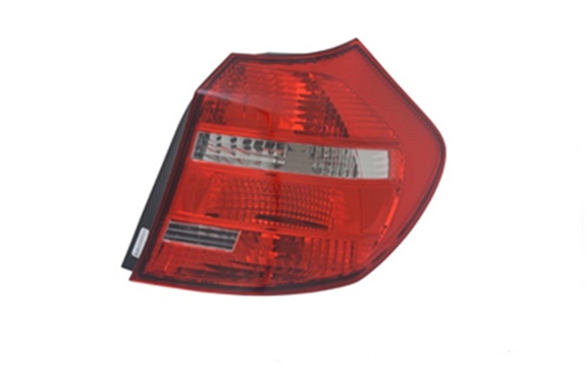 E87BMW 1 SERİSİ E87 ARKA STOP KIRMIZI HB.SAĞ.07-11 63217164956TYCBMW1001013