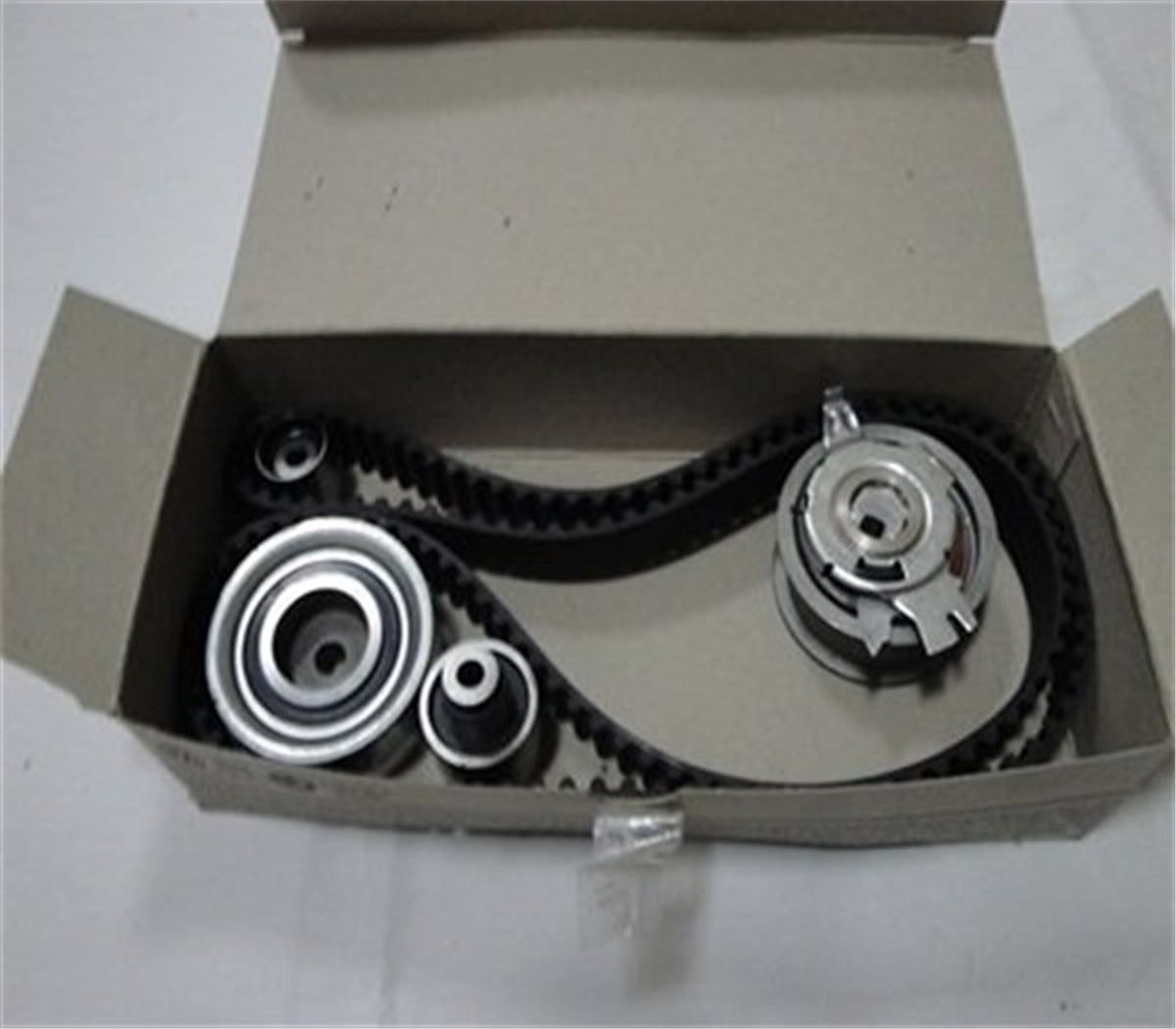 PASSATTRİGER SETİ CRAFTER-T6-A3-JETTA-CADDY-POLO-PASSAT 1.6-2.0 TDI CAYB-C-D-CAAB-C-CKUB-CFFB-CFWA-CAGA SNR KD45772SNRSNR KD45772