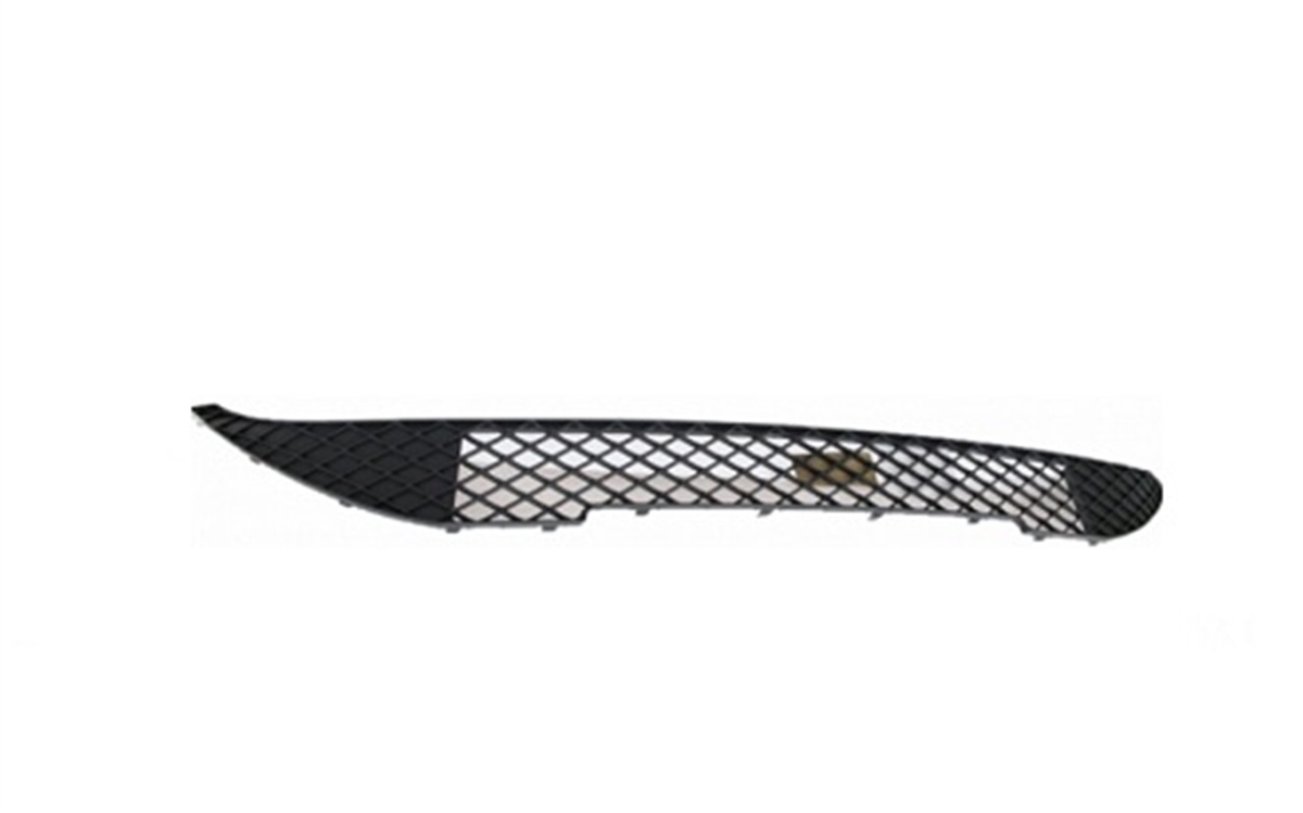 W176MERCEDES W176 ÖN TAMPON PANJURU ORTA SİYAH 11- A1768850022DE-GAMER0717013