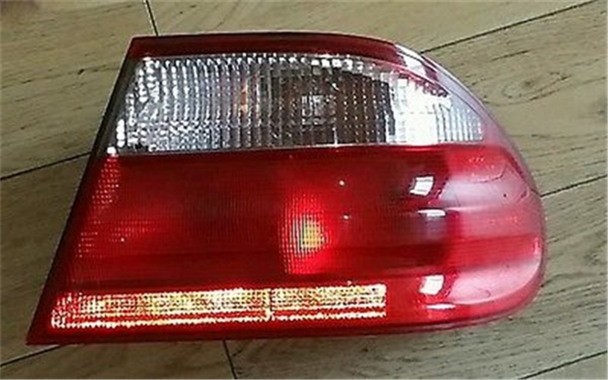W210STOP LAMBASI DIŞ SOL MERCEDES E SERİSİ W210 99-02 DUYLU MARS 510921MARS-MARS 510921