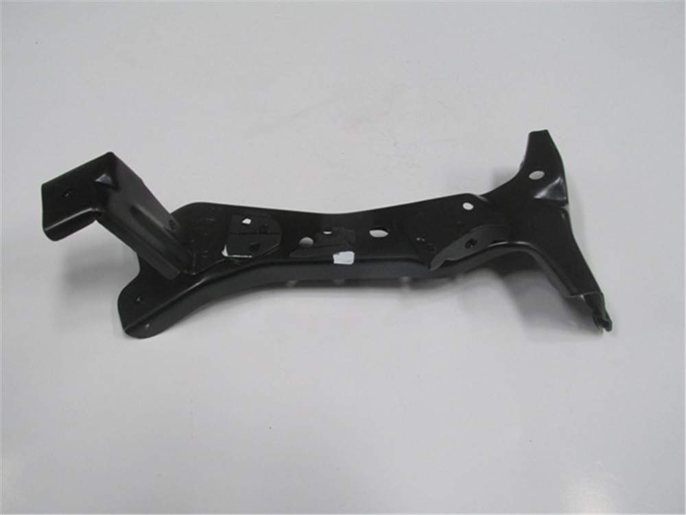 YEDEK PARÇAAudı A3- Sd/Sb- 17/18 Ön Çamurluk Braketi Sol 8V0821135CMEYDAN1305-2108