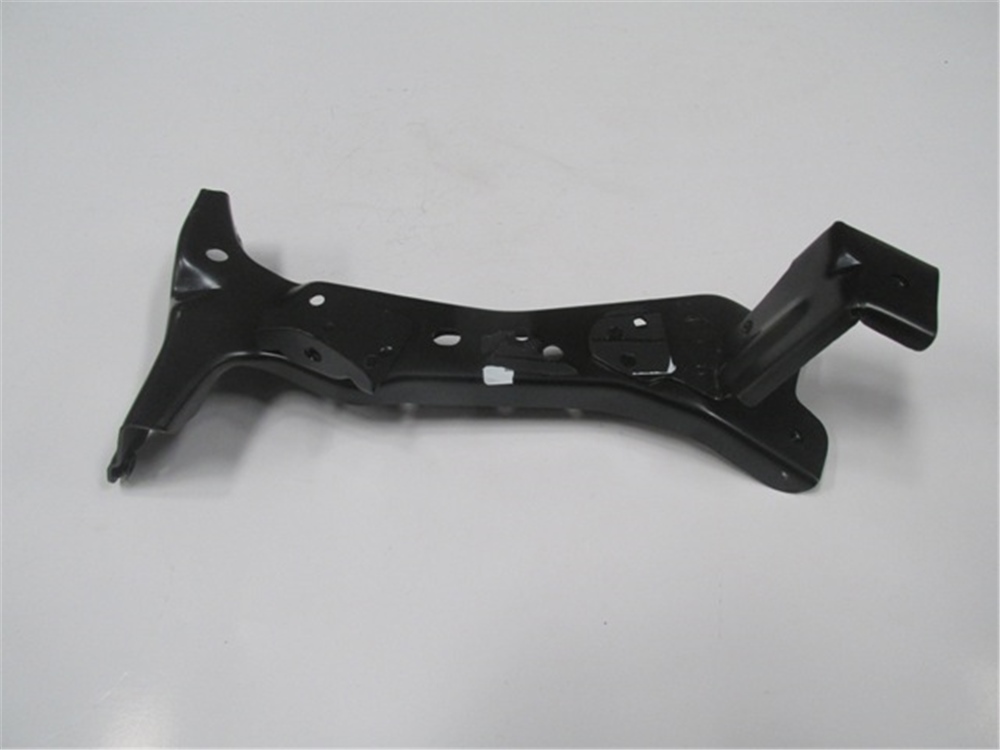 YEDEK PARÇAAudı A3- Sd/Sb- 17/18 Ön Çamurluk Braketi Sağ 8V0821136CMEYDAN1305-2107