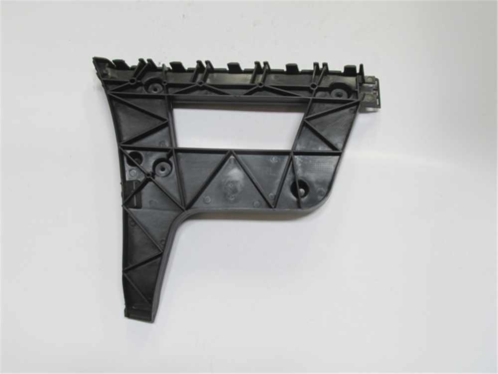 YEDEK PARÇAAudı A4- 08/12 Arka Tampon Braketi İç Sol (Yan Kulağa Takılan) (Plastik) 8K5807453MEYDAN1315-2624