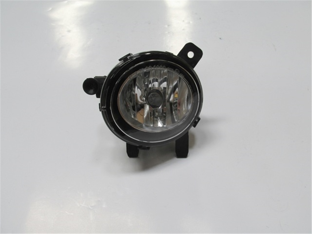 YEDEK PARÇABmw 3 Serı- F30- 12/18 Sis Lambası Sol H8 63177248911MEYDAN2009-1010
