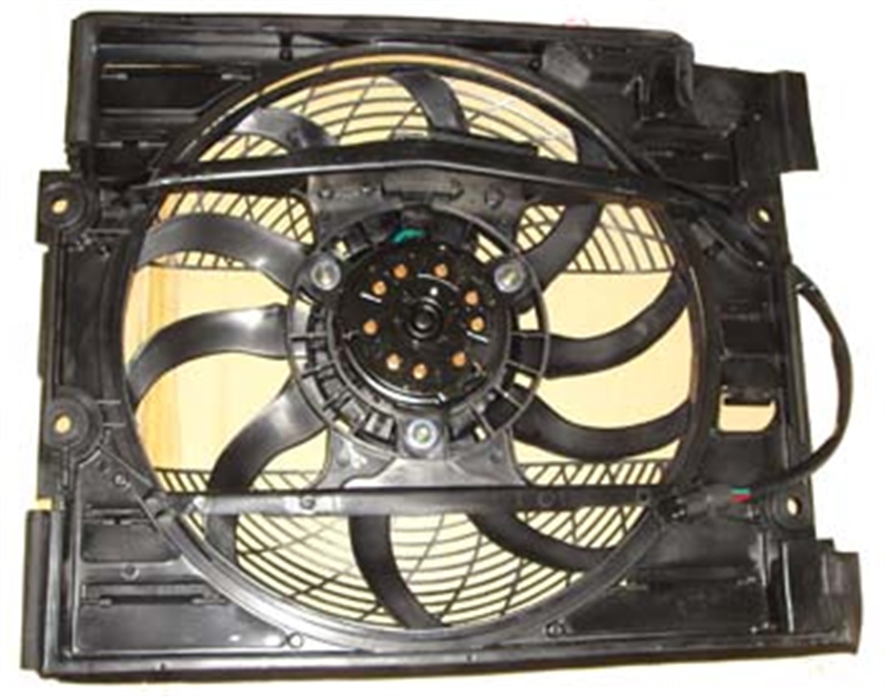 YEDEK PARÇABmw 5 Serı- E39- 96/00 Klima Fan Davlumbazı 3Pinli (Kontrol Ünitesi Arızalı ) (10Kanat) 64548370993MEYDAN2016-4831A