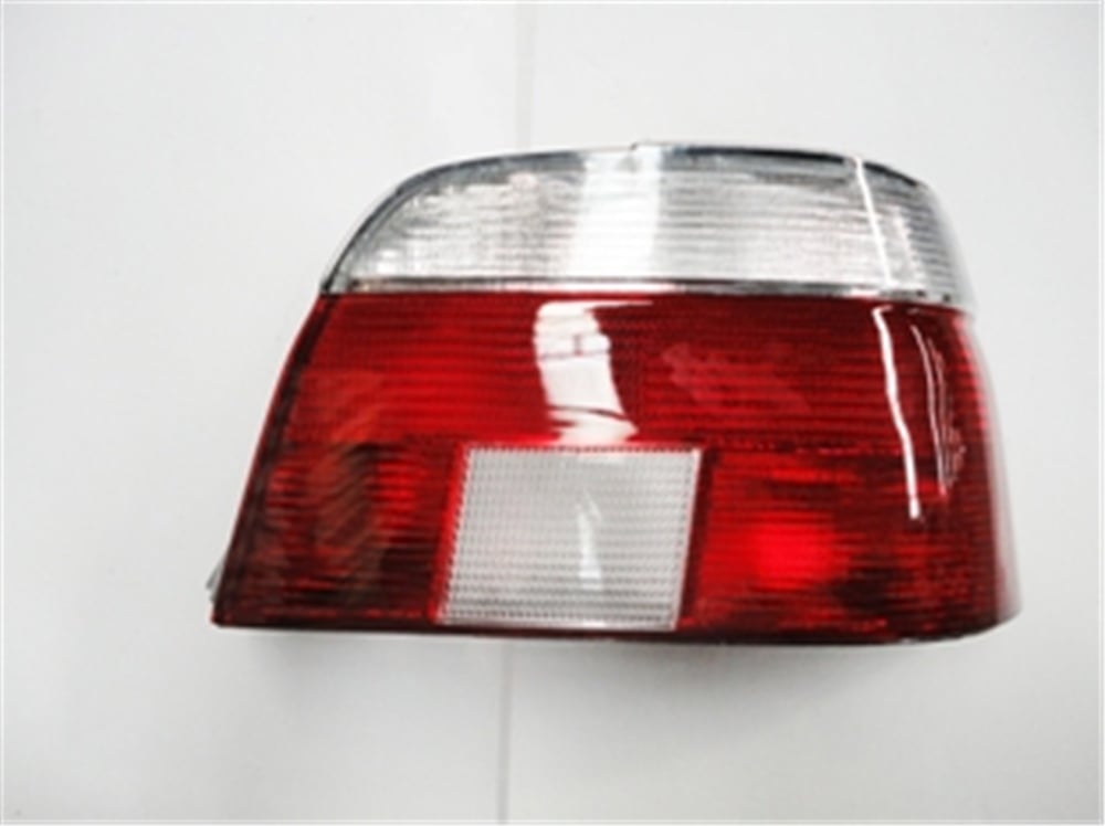 YEDEK PARÇABmw 5 Serı- E39- 96/00 Stop Lambası Sağ Kırmızı/Beyaz (Duysuz) 63212496298MEYDAN2016-1501