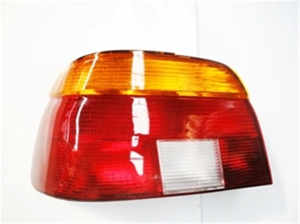 YEDEK PARÇABmw 5 Serı- E39- 96/00 Stop Lambası Sol Kırmızı/Sarı (Duysuz) 63218363557MEYDAN2016-1504