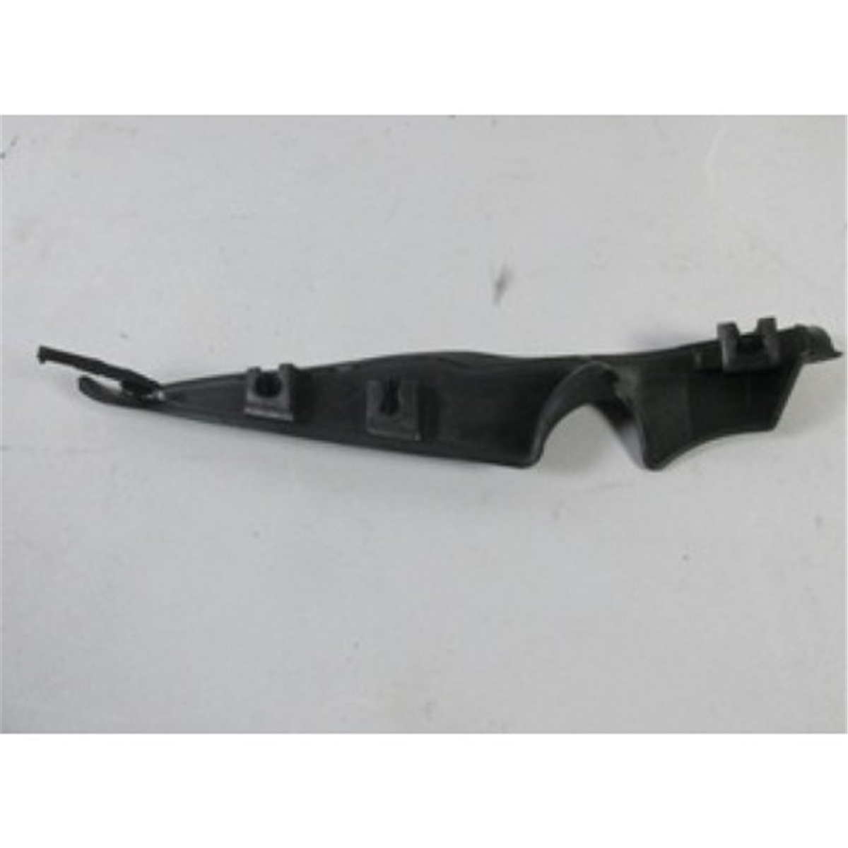 YEDEK PARÇACAM IZGARA TESBİT PLASTİĞİ ÖN SOL MEGANE IIMARAL*MRL-M210157