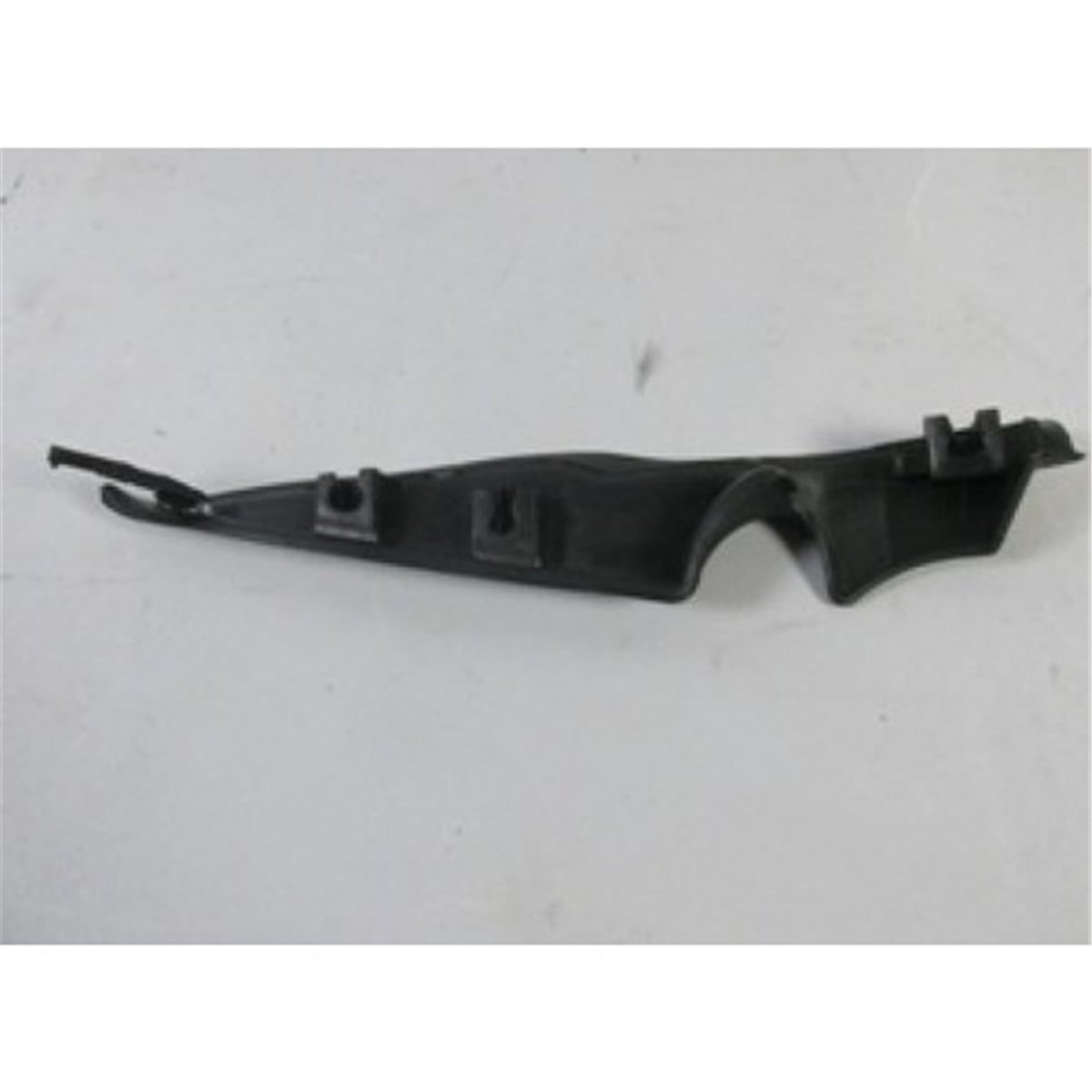 YEDEK PARÇACAM IZGARA TESBİT PLASTİĞİ ÖN SOL MEGANE IIMARAL*MRL-M210157