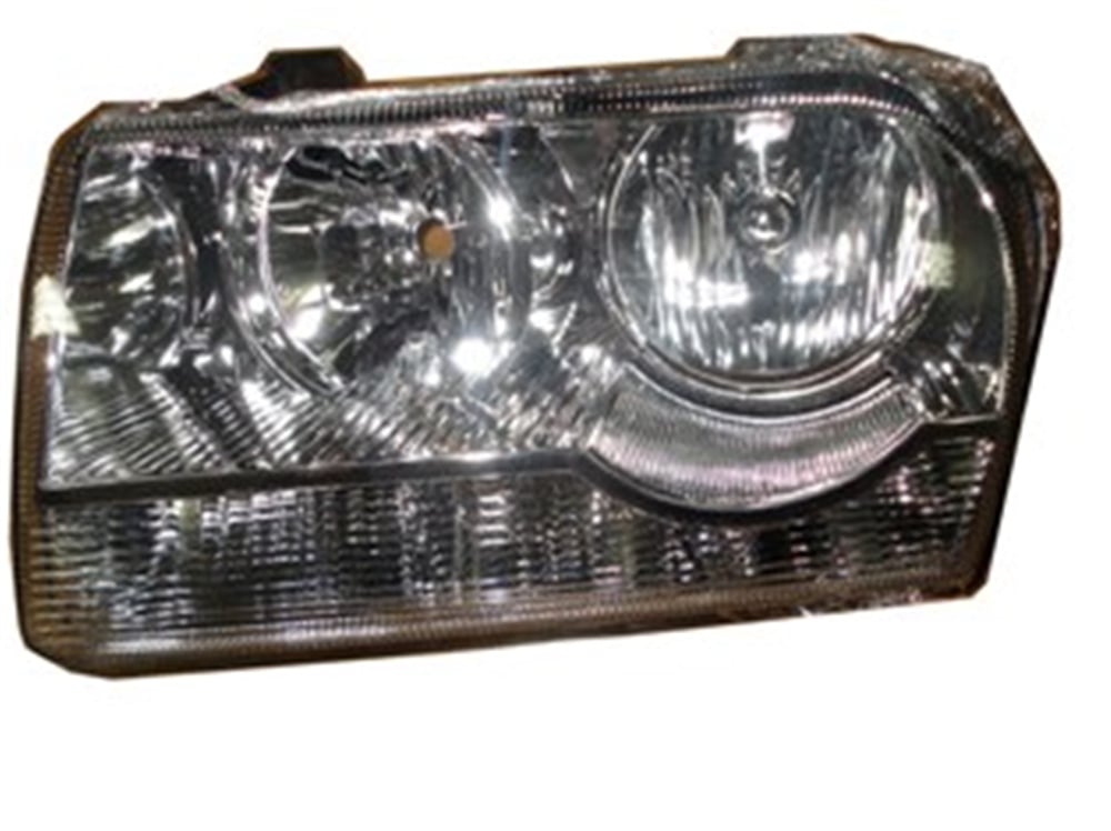 YEDEK PARÇAChrysler 300C- 05/07 Far Lambası Sol Manuel (Altı Düz Tip) 4805863AdMEYDAN5551-1002