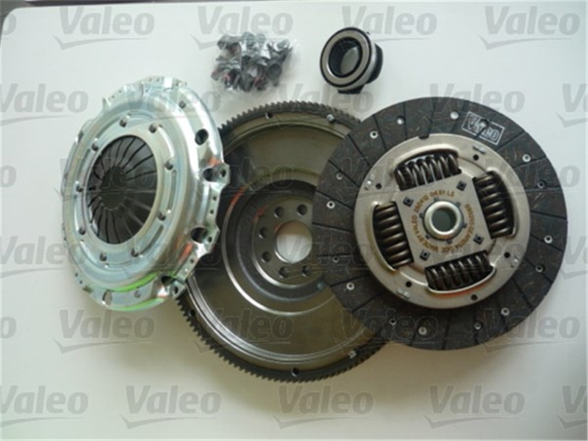 YEDEK PARÇADEBRIYAJ SETİ SABİT VOLANLI TRANSPORTER T4 2.4D-2.5TDİ 90-03 AJA-AJT-AAB VALEO 835003VALEOVALEO 835003