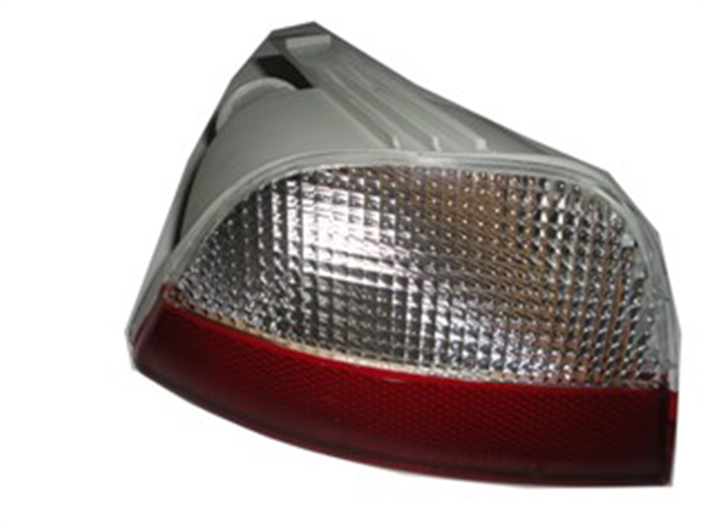 YEDEK PARÇAFord Focus- Hb- 05/07 Arka Sis Lambası Sağ Kırmızı/Beyaz (5Kapı) 5M51 15511 AaMEYDAN828-1011