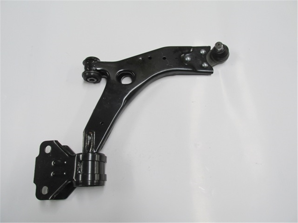 YEDEK PARÇAFord Focus- Sd/Hb- 12/14 Ön Alt Tabla Sağ Rotilli/Burçlu (Salıncak) 1702970MEYDAN830-6101