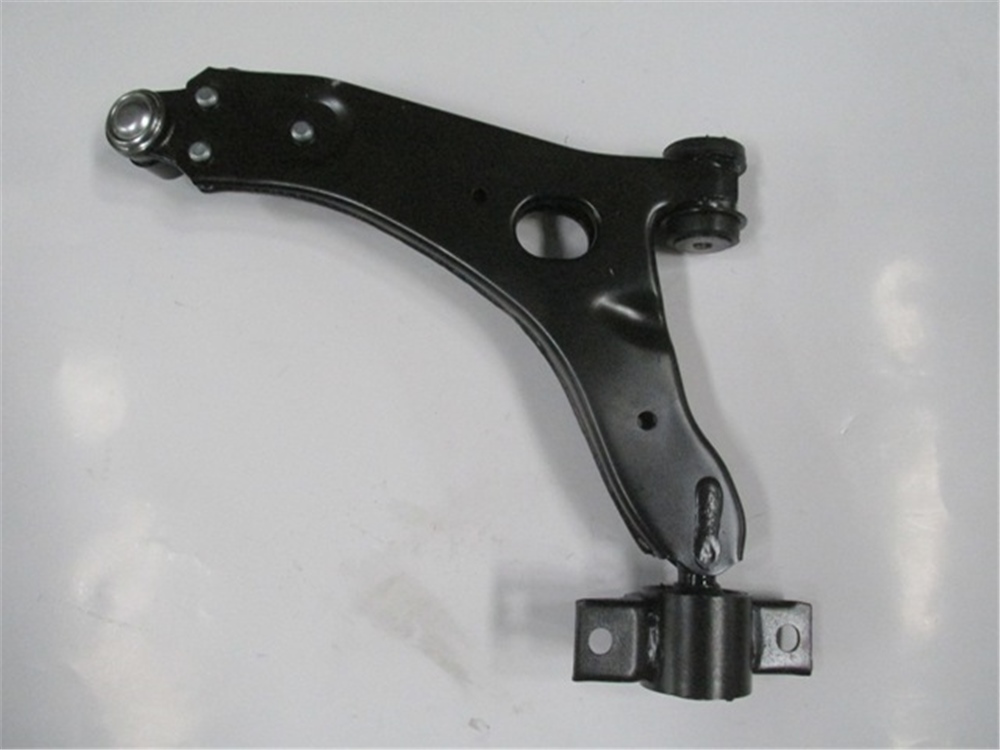 YEDEK PARÇAFord Focus- Sd/Hb- 98/05 Ön Alt Tabla Sağ Rotilli/Burçlu/Takozlu (Salıncak) 1073214MEYDAN827-6101