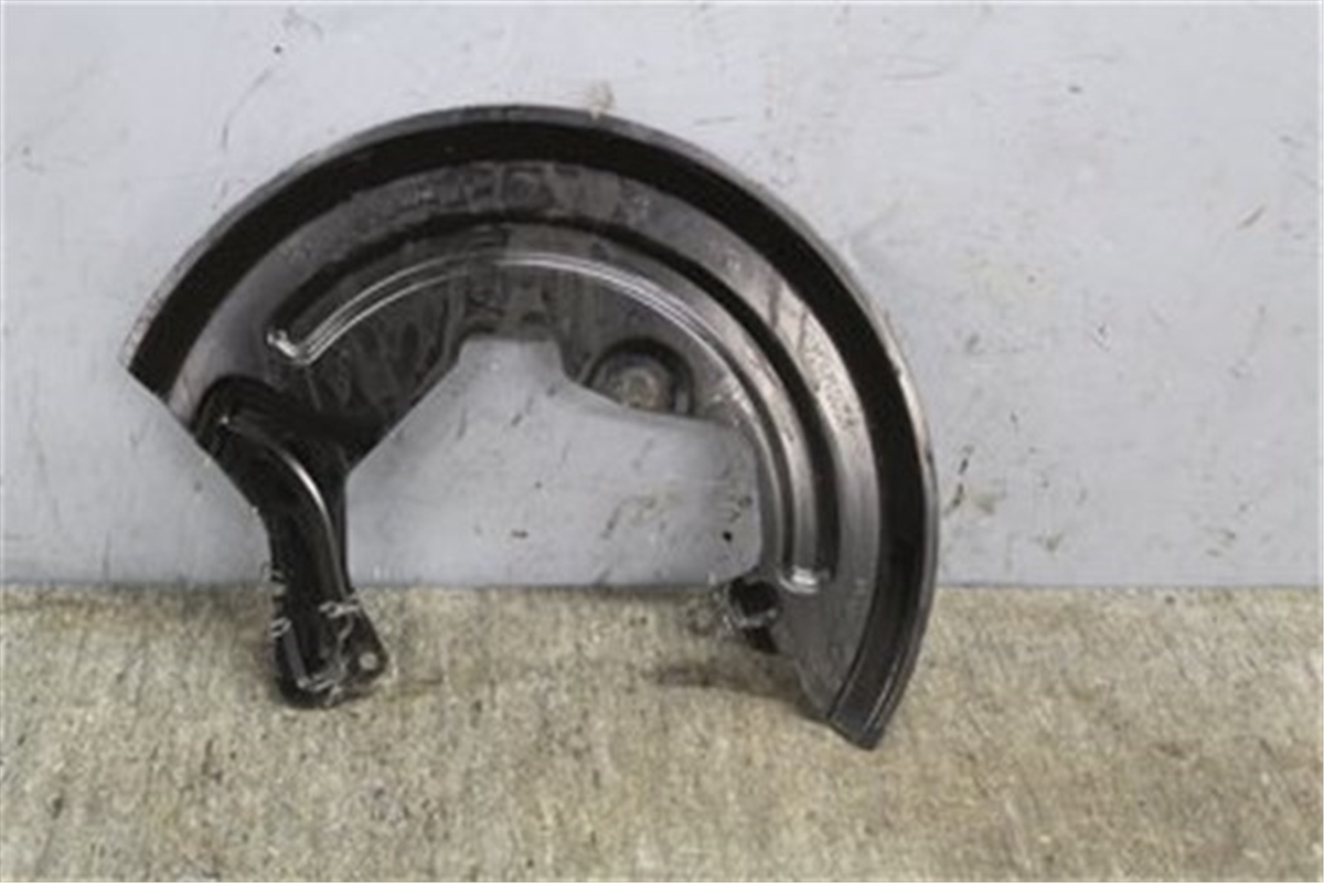 YEDEK PARÇAFREN DİSKİ MUHAFAZASI SOL KANGOO II OEK 8200756269OEKOEK 8200756269