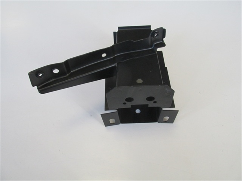 YEDEK PARÇAHonda Cıvıc- Sd/Hb- 99/01 Ön Şasi Uç Demiri Sol (Tampon Braketli) 71160-S04-G00ZzMEYDAN406-2032A