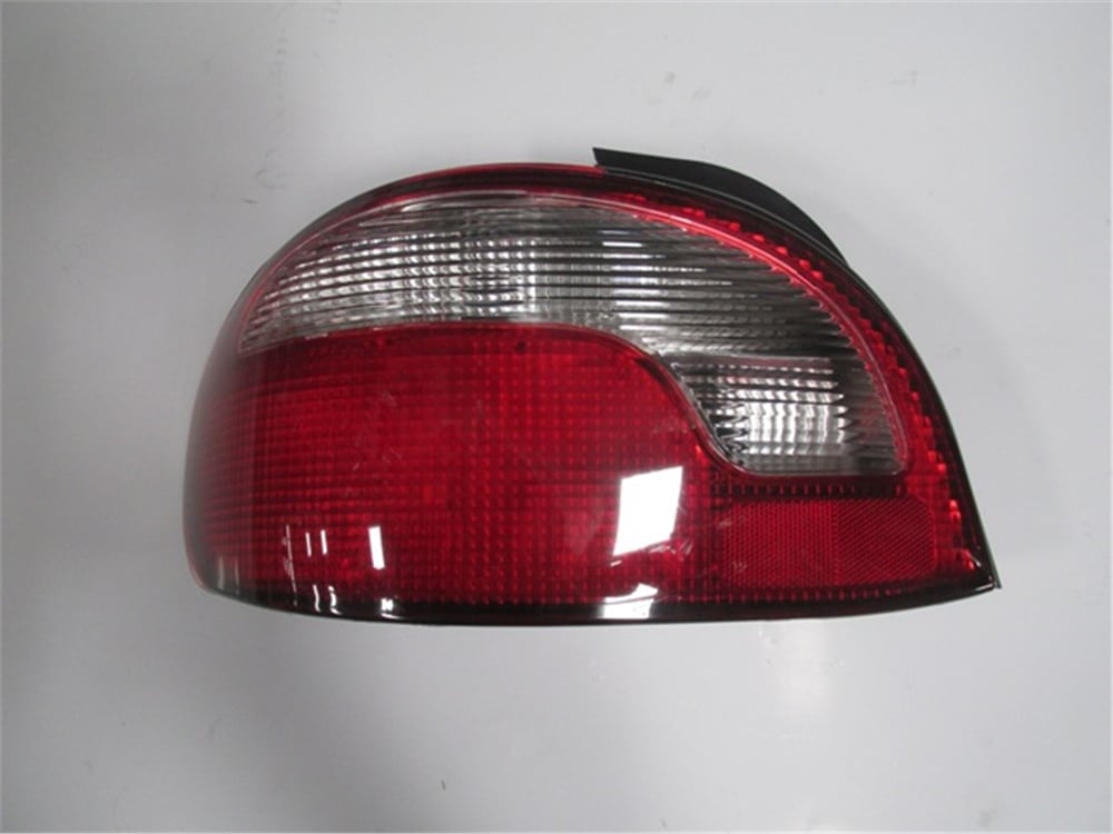 YEDEK PARÇAHyundaı Accent- 98/00 Stop Lambası Sol Kırmızı/Beyaz 92401-22300MEYDAN592-1502
