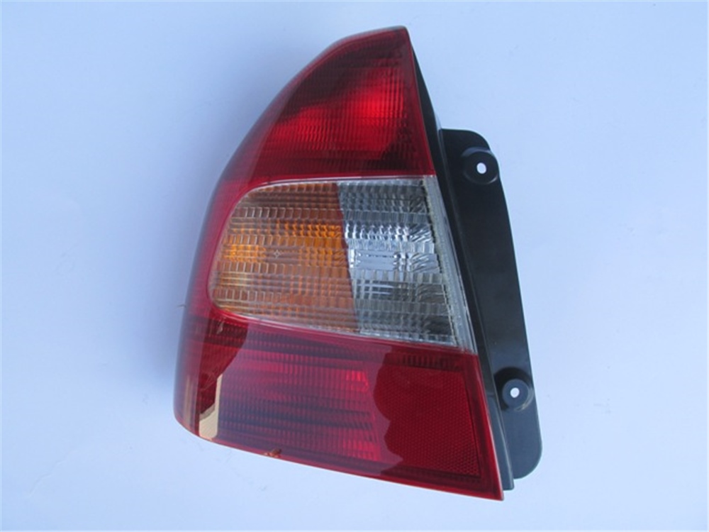 YEDEK PARÇAHyundaı Accent- Mılenyum- 00/02 Stop Lambası Sol Kırmızı/Sarı/Beyaz 92401-25010MEYDAN593-1502